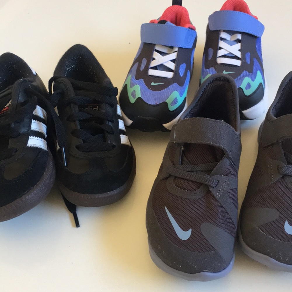 Adidas 10c, Nikefree style 11c,Air200 10c - Picture 1 of 1
